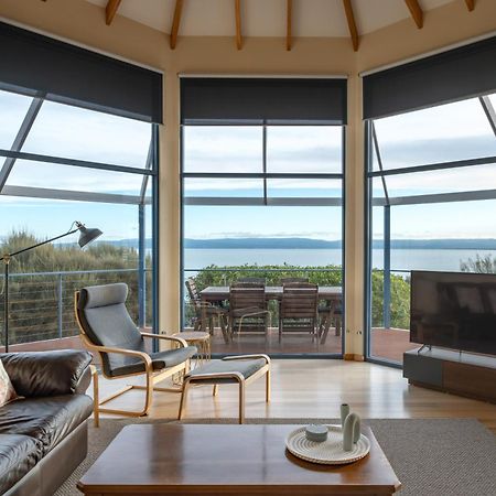 Waterline Holiday Home Coles Bay Bagian luar foto
