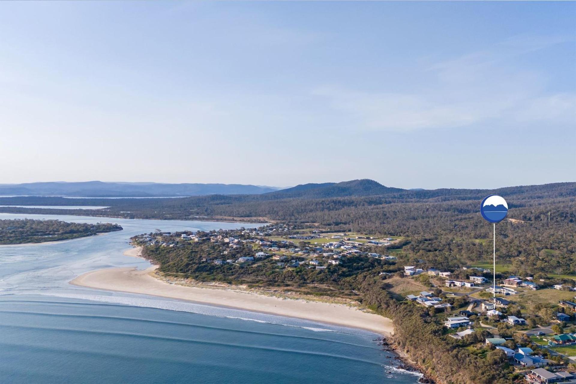 Waterline Holiday Home Coles Bay Bagian luar foto